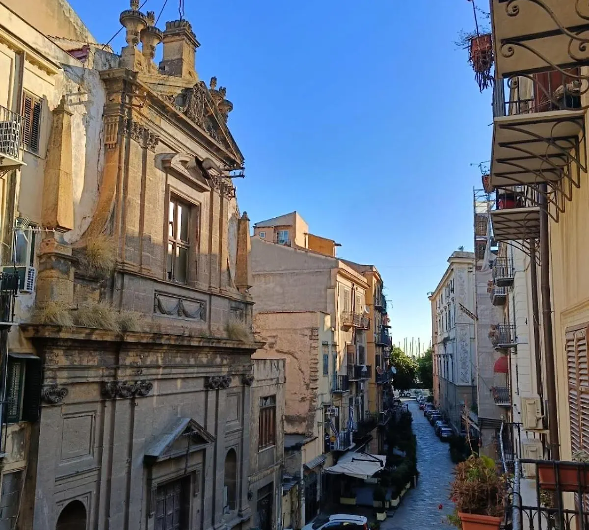 We # Are Ai Cassarelli Apartment Palermo