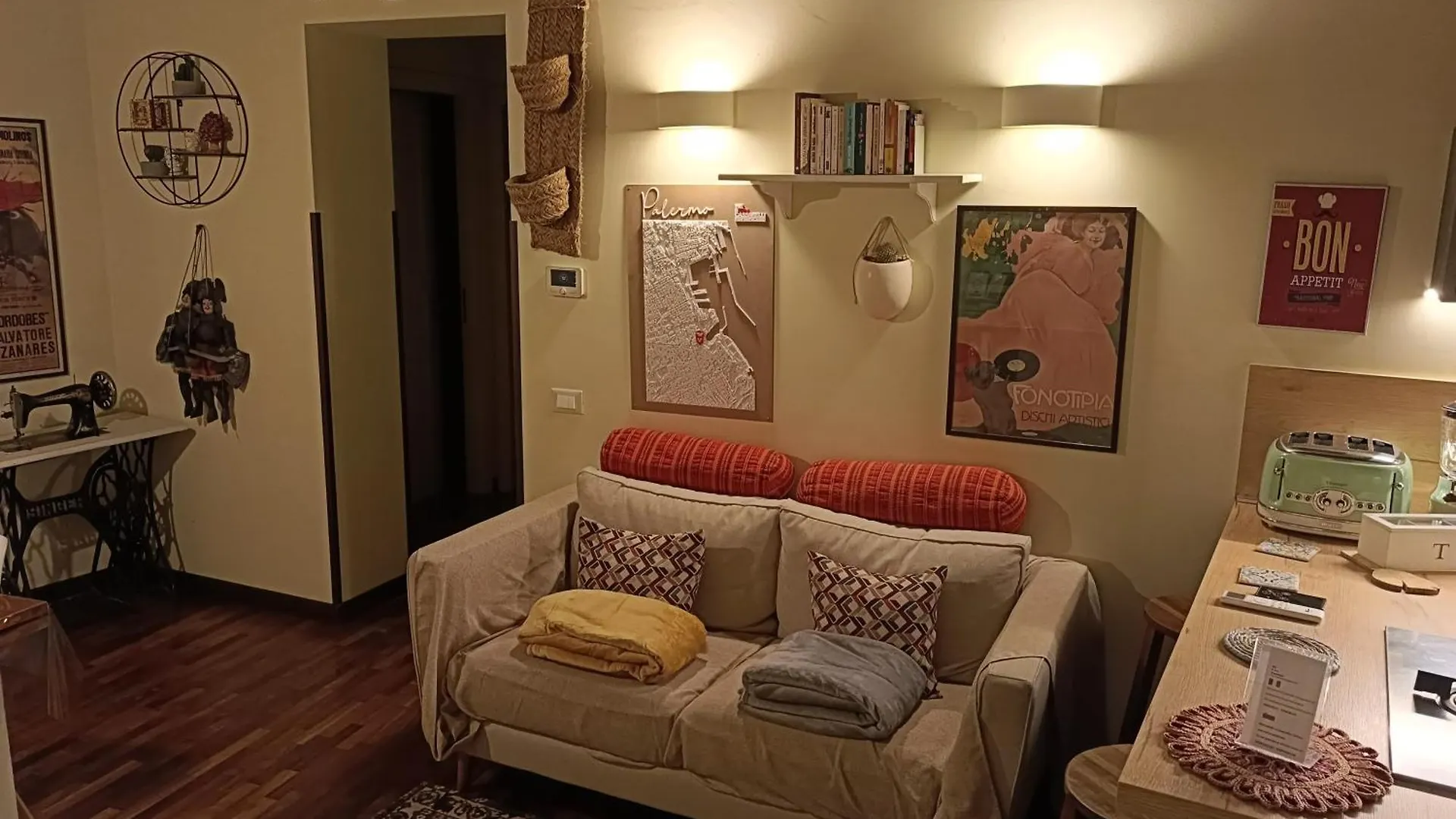 We # Are Ai Cassarelli Apartment Palermo Italy
