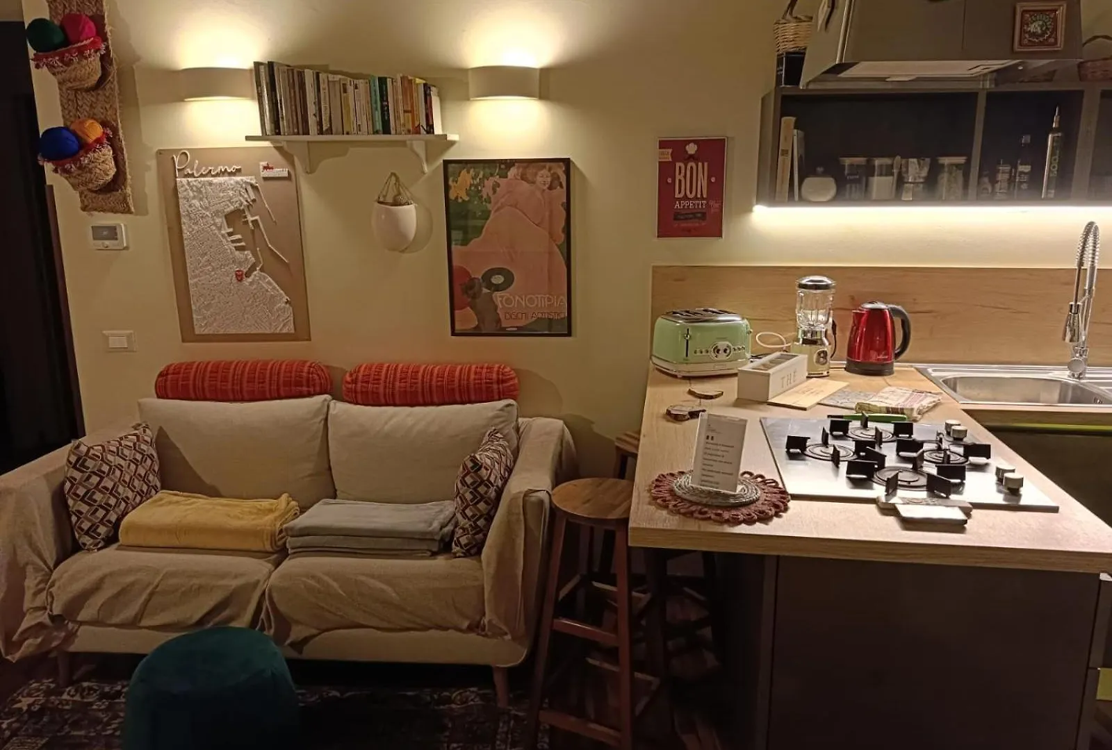 We # Are Ai Cassarelli Apartment Palermo